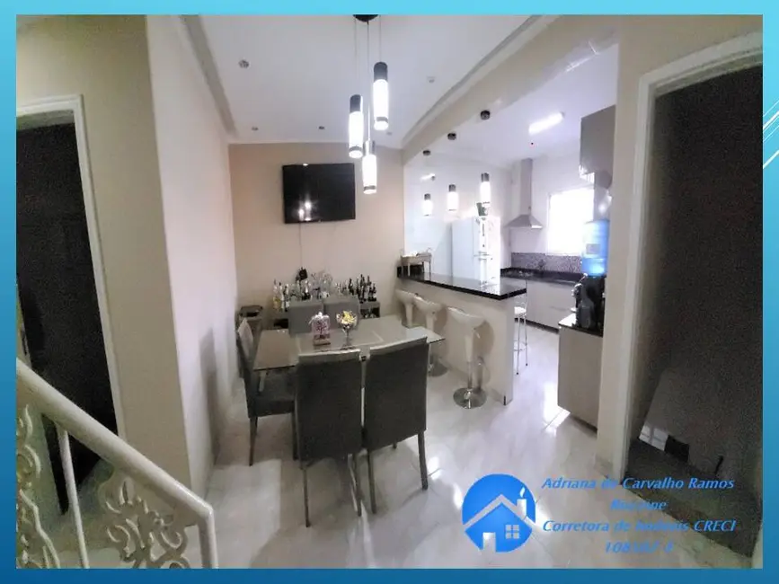 Foto 5 de Casa com 4 quartos à venda, 310m2 em Jardim Europa, Jandira - SP