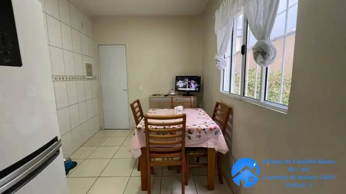 Casa com 2 quartos à venda, 84m2 em Vila Silviânia, Carapicuiba - SP - imagem 4 Foto 4 de Casa com 2 quartos à venda, 84m2 em Vila Silviânia, Carapicuiba - SP