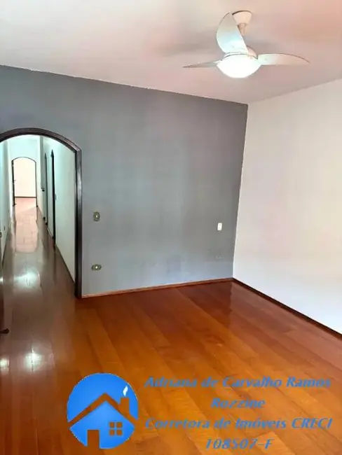 Foto 4 de Casa com 4 quartos à venda, 205m2 em Jardim Leonor, Cotia - SP