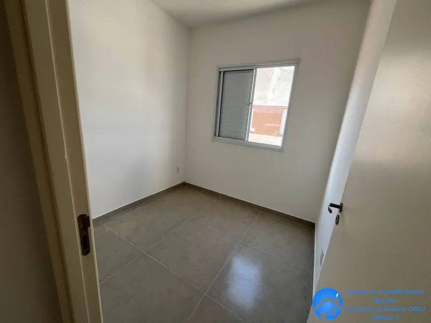 Foto 3 de Casa de Condomínio com 2 quartos à venda, 49m2 em Água Espraiada (Caucaia do Alto), Cotia - SP