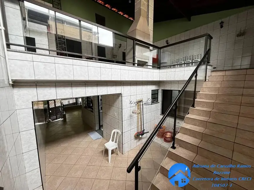 Foto 7 de Sobrado com 5 quartos à venda, 248m2 em Vila Yolanda, Osasco - SP