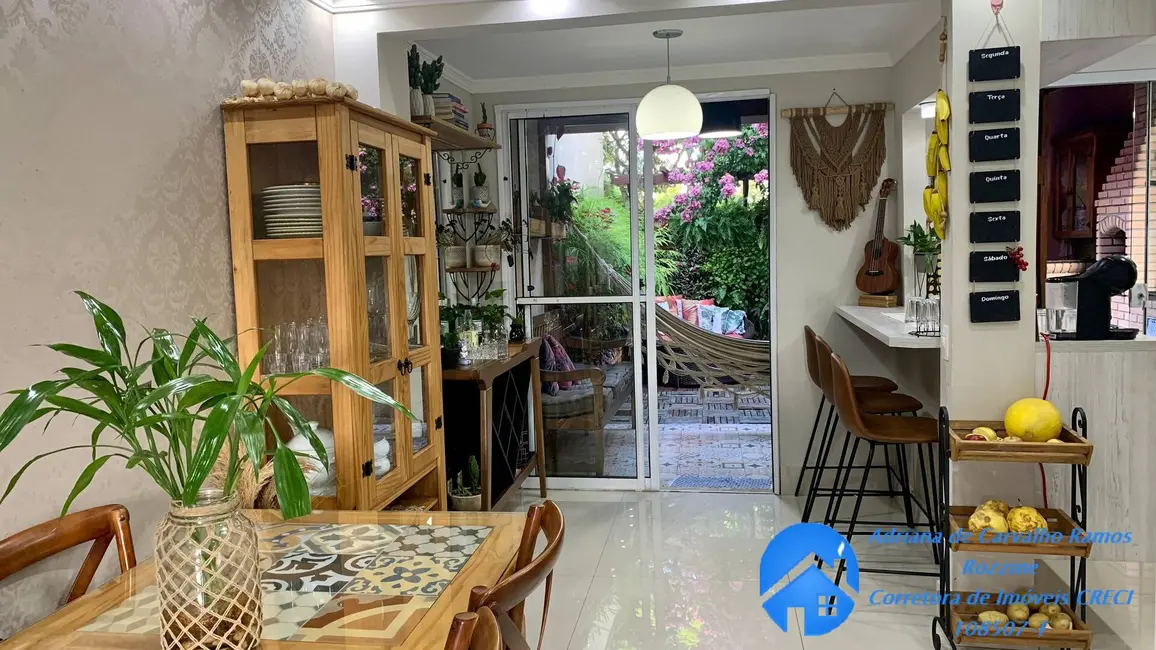 Foto 3 de Casa de Condomínio com 2 quartos à venda, 71m2 em Jardim Petrópolis, Cotia - SP