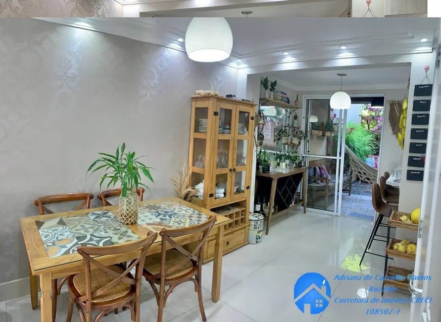 Foto 4 de Casa de Condomínio com 2 quartos à venda, 71m2 em Jardim Petrópolis, Cotia - SP