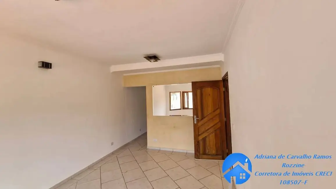 Foto 3 de Casa com 2 quartos à venda, 250m2 em Jardim Rio das Pedras, Cotia - SP