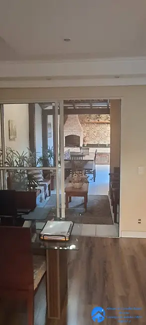 Foto 6 de Casa de Condomínio com 3 quartos à venda, 120m2 em Jardim Petrópolis, Cotia - SP