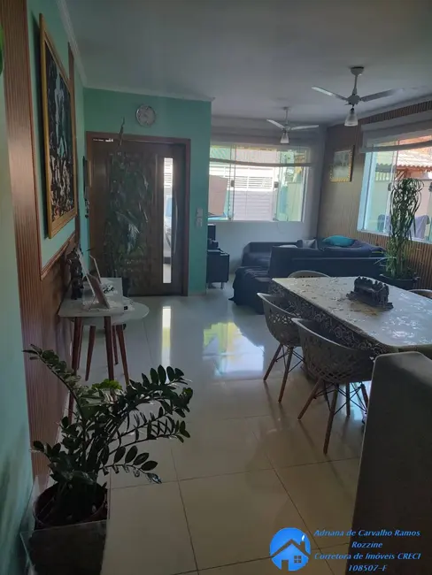 Casa com 3 quartos à venda, 180m2 em Centro, Vargem Grande Paulista - SP - imagem 4 Foto 4 de Casa com 3 quartos à venda, 180m2 em Centro, Vargem Grande Paulista - SP