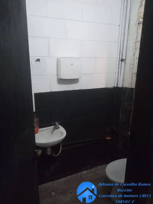Sala Comercial para alugar, 53m2 em Vila Caldas, Carapicuiba - SP - imagem 3 Foto 3 de Sala Comercial para alugar, 53m2 em Vila Caldas, Carapicuiba - SP