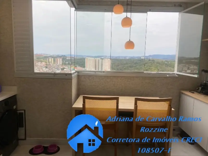 Foto 2 de Apartamento com 2 quartos à venda, 40m2 em Vila Sul Americana, Carapicuiba - SP