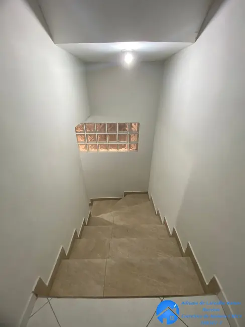 Foto 9 de Casa com 3 quartos à venda, 230m2 em Vila Sul Americana, Carapicuiba - SP