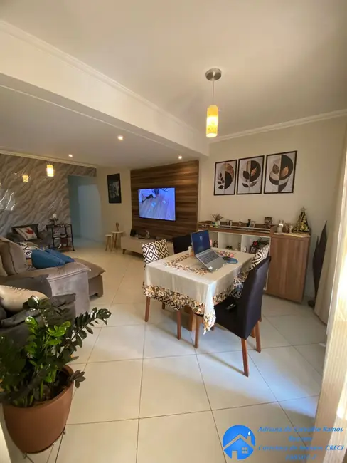Foto 4 de Casa com 3 quartos à venda, 230m2 em Vila Sul Americana, Carapicuiba - SP