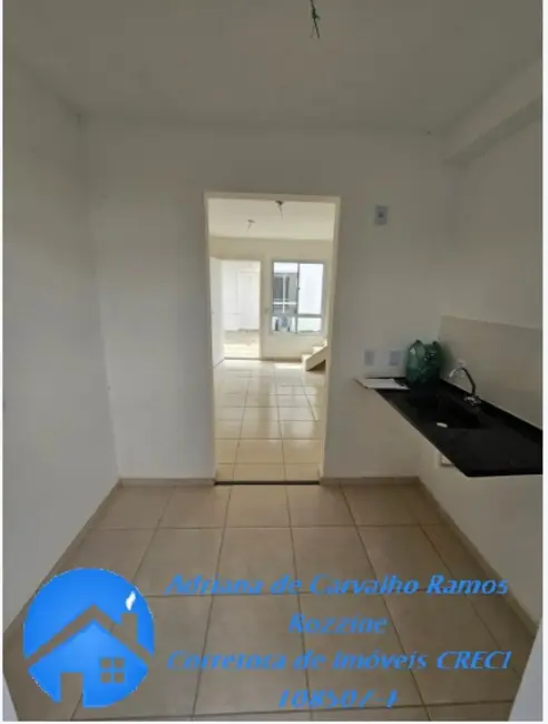 Foto 2 de Casa com 2 quartos à venda, 60m2 em Jardim Sandra, Cotia - SP