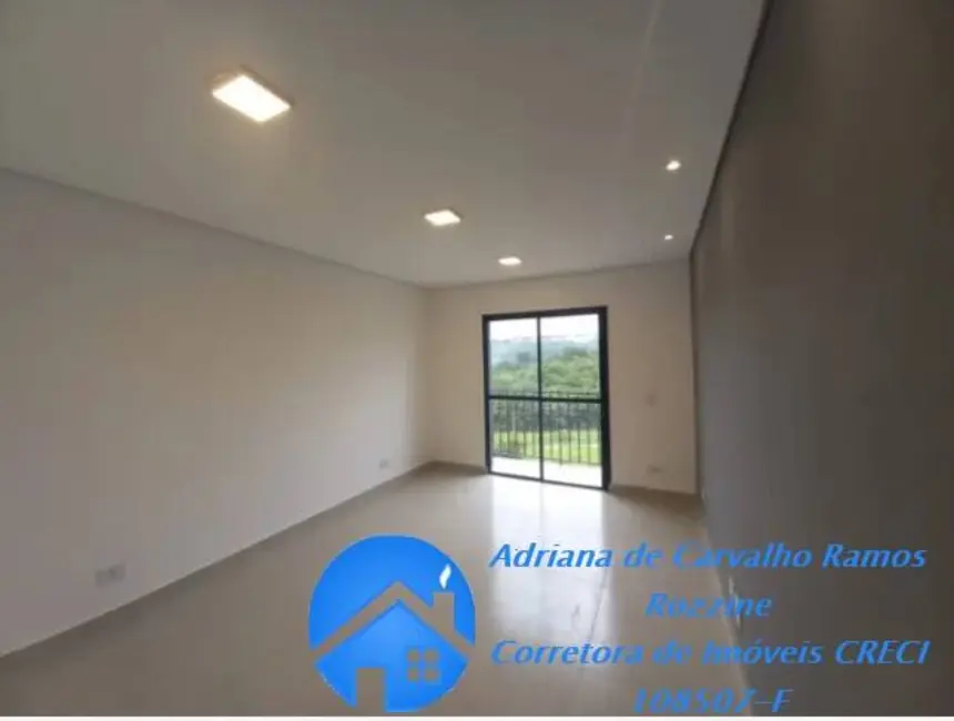 Casa de Condomínio com 3 quartos à venda, 125m2 em Sítio Boa Vista, Cotia - SP - imagem 3 Foto 3 de Casa de Condomínio com 3 quartos à venda, 125m2 em Sítio Boa Vista, Cotia - SP