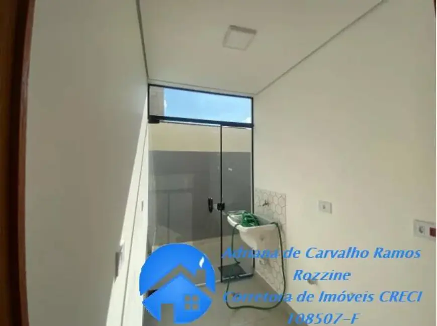 Casa de Condomínio com 3 quartos à venda, 125m2 em Sítio Boa Vista, Cotia - SP - imagem 2 Foto 2 de Casa de Condomínio com 3 quartos à venda, 125m2 em Sítio Boa Vista, Cotia - SP