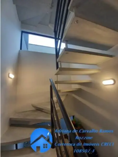 Casa de Condomínio com 3 quartos à venda, 125m2 em Sítio Boa Vista, Cotia - SP - imagem 4 Foto 4 de Casa de Condomínio com 3 quartos à venda, 125m2 em Sítio Boa Vista, Cotia - SP