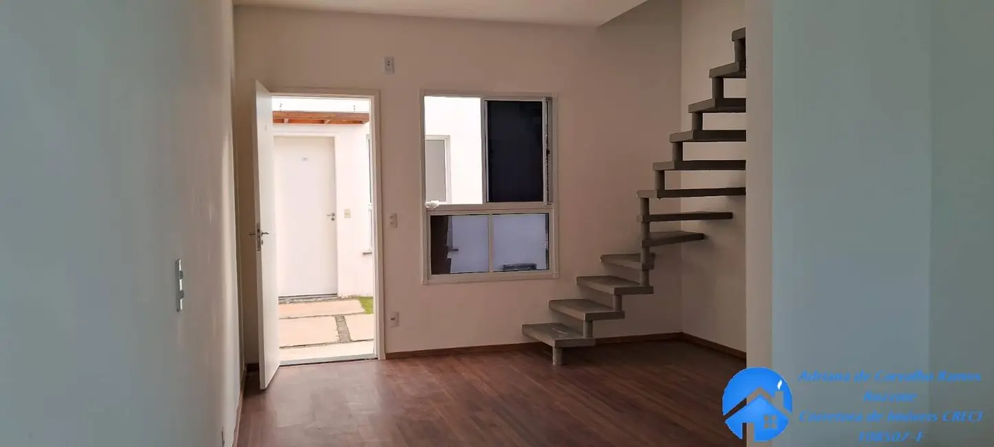 Casa de Condomínio com 2 quartos à venda, 52m2 em Centro (Caucaia do Alto), Cotia - SP - imagem 5 Foto 5 de Casa de Condomínio com 2 quartos à venda, 52m2 em Centro (Caucaia do Alto), Cotia - SP