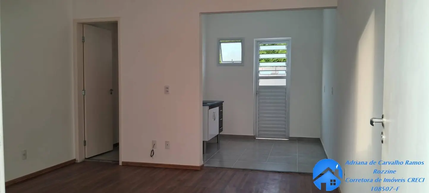 Casa de Condomínio com 2 quartos à venda, 52m2 em Centro (Caucaia do Alto), Cotia - SP - imagem 2 Foto 2 de Casa de Condomínio com 2 quartos à venda, 52m2 em Centro (Caucaia do Alto), Cotia - SP