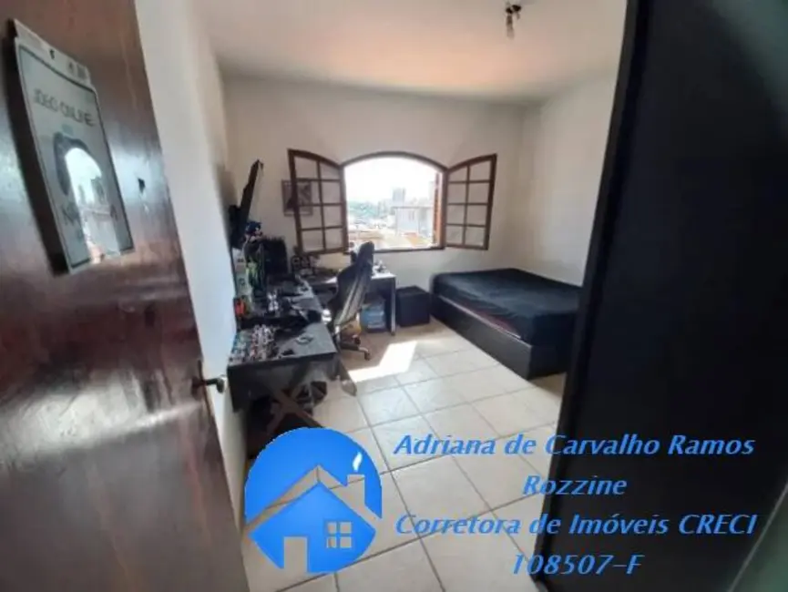 Foto 6 de Casa com 4 quartos à venda, 232m2 em Santo Antônio, Osasco - SP