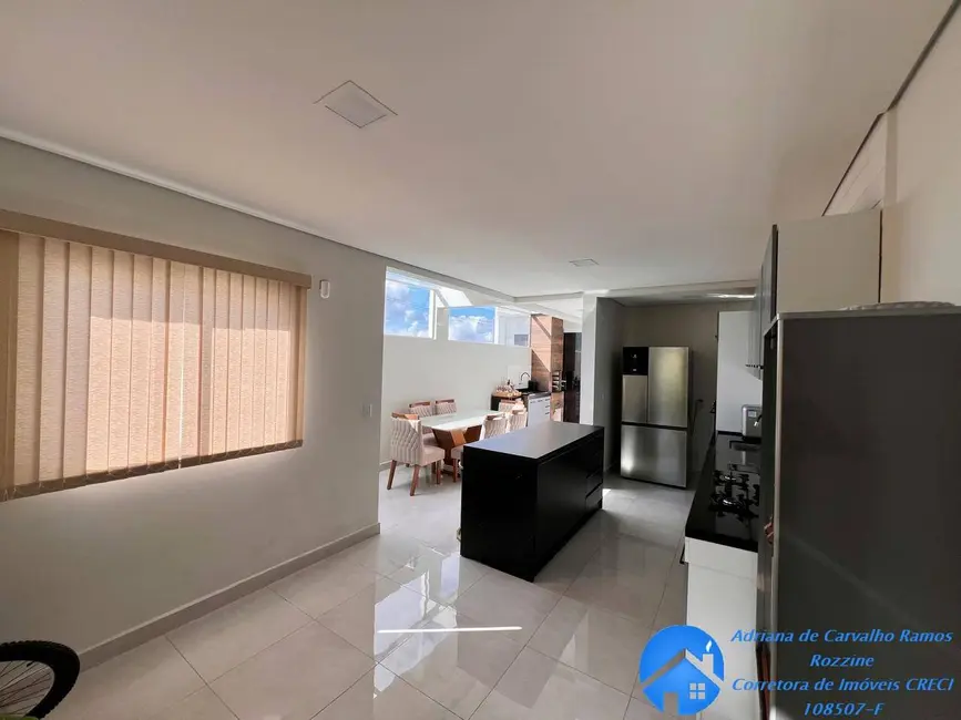 Foto 5 de Casa de Condomínio com 3 quartos à venda, 125m2 em das Pedras, Cotia - SP