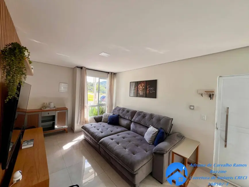 Foto 9 de Casa de Condomínio com 3 quartos à venda, 125m2 em das Pedras, Cotia - SP