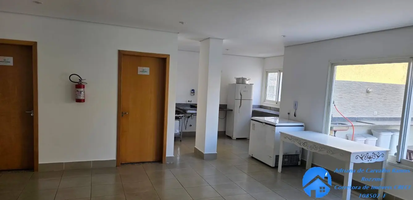 Foto 13 de Apartamento à venda, 60m2 em Jardim Tupanci, Barueri - SP
