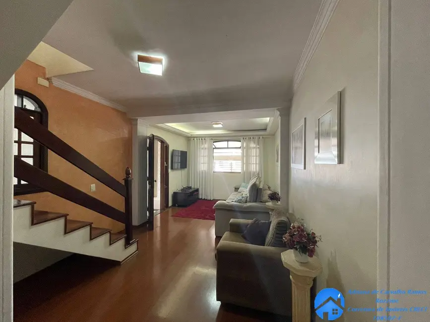 Foto 3 de Casa com 3 quartos à venda, 242m2 em Vila Barros,  - SP