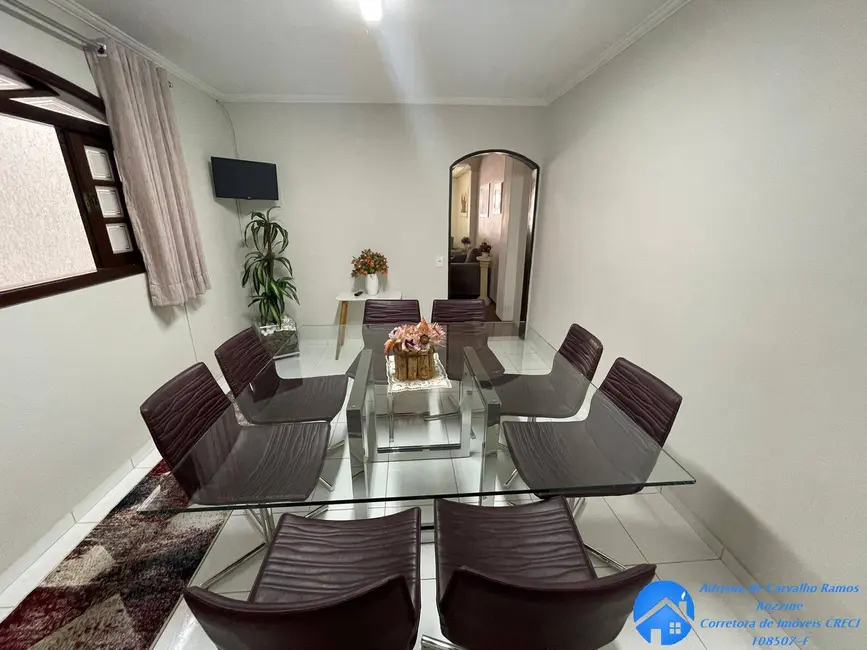 Foto 8 de Casa com 3 quartos à venda, 242m2 em Vila Barros,  - SP