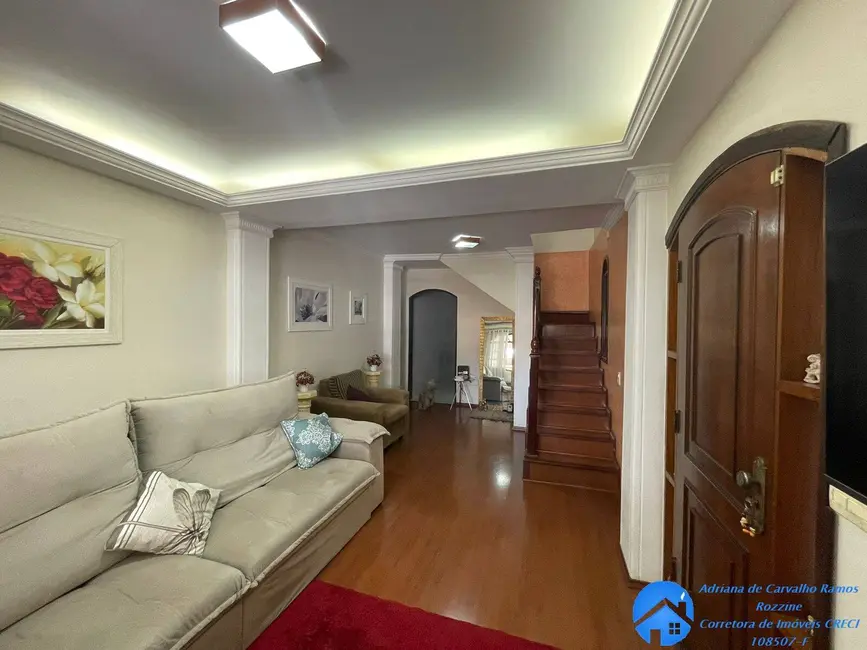 Foto 2 de Casa com 3 quartos à venda, 242m2 em Vila Barros,  - SP