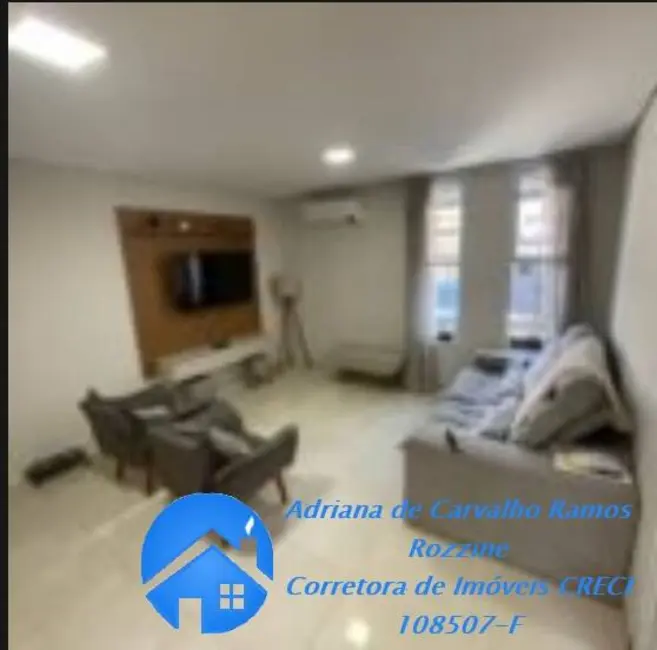 Foto 2 de Casa com 2 quartos à venda, 150m2 em Chácara Adriana Aparecida, Carapicuiba - SP
