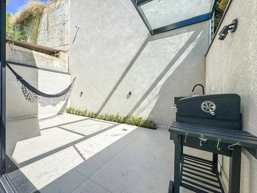 Foto 7 de Casa com 3 quartos à venda, 125m2 em Barueri - SP