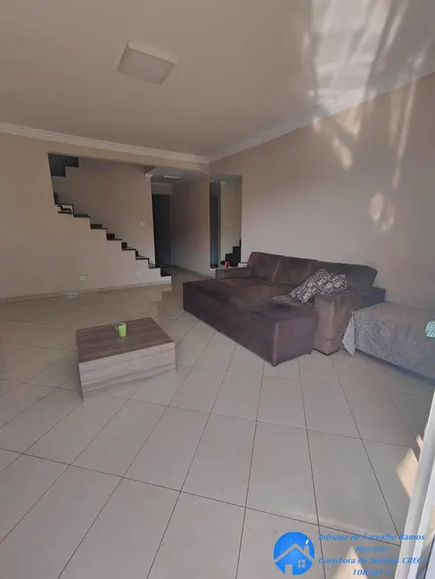 Foto 5 de Casa com 2 quartos à venda, 400m2 em Parque Santa Teresa, Carapicuiba - SP
