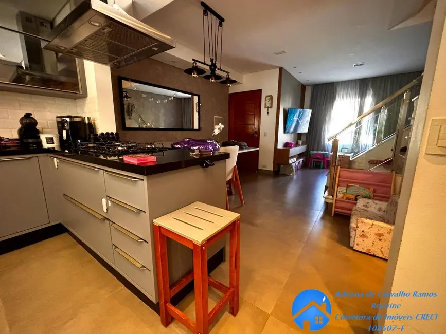 Foto 2 de Casa com 2 quartos à venda, 89m2 em Jardim Ipês, Cotia - SP