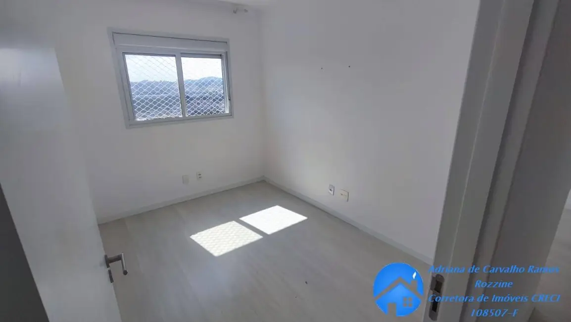 Foto 4 de Apartamento com 2 quartos à venda, 60m2 em Jardim das Belezas, Carapicuiba - SP