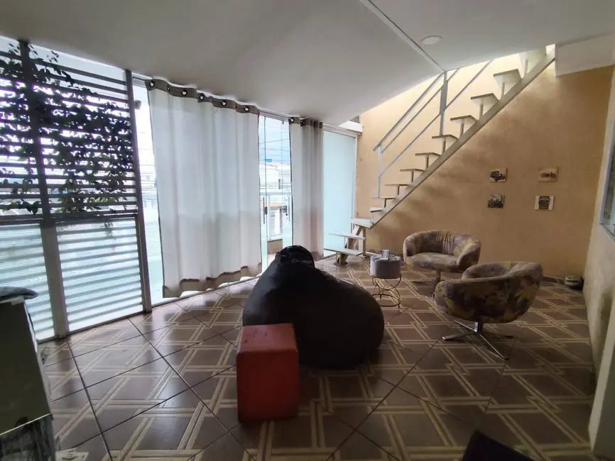 Foto 6 de Casa com 4 quartos à venda, 320m2 em Bandeiras, Osasco - SP