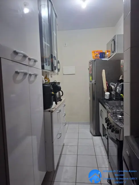 Apartamento com 2 quartos à venda, 50m2 em Parque Roseira, Carapicuiba - SP - imagem 2 Foto 2 de Apartamento com 2 quartos à venda, 50m2 em Parque Roseira, Carapicuiba - SP