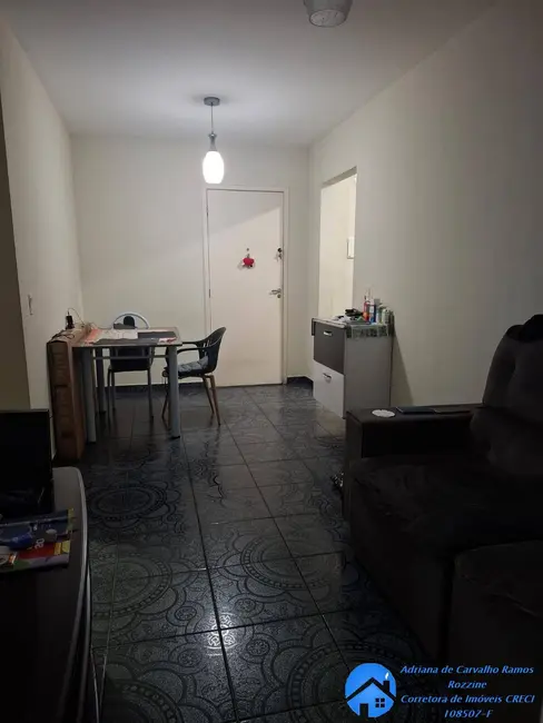 Apartamento com 2 quartos à venda, 50m2 em Parque Roseira, Carapicuiba - SP - imagem 5 Foto 5 de Apartamento com 2 quartos à venda, 50m2 em Parque Roseira, Carapicuiba - SP