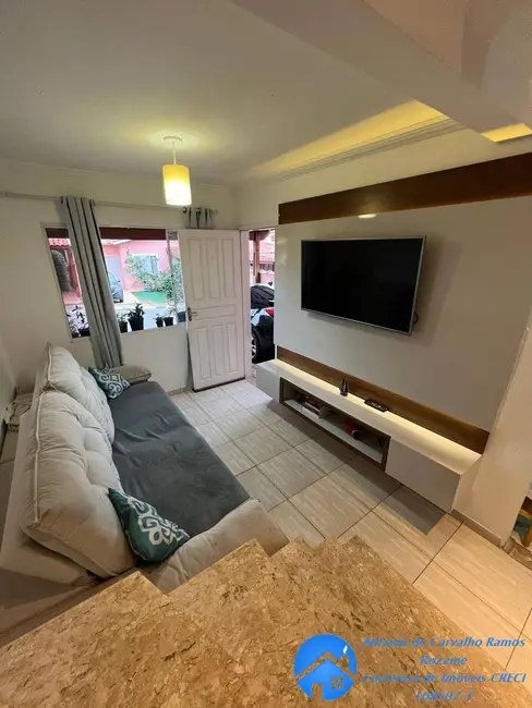 Foto 5 de Casa com 2 quartos à venda, 124m2 em Jardim Petrópolis, Cotia - SP