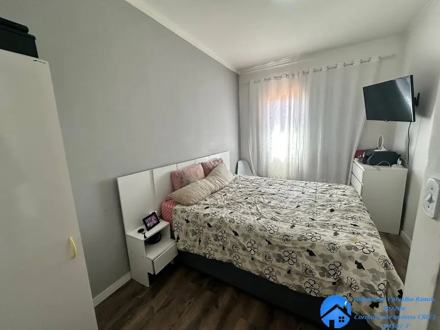 Casa de Condomínio com 2 quartos à venda, 120m2 em Jardim Ana Maria, Carapicuiba - SP - imagem 3 Foto 3 de Casa de Condomínio com 2 quartos à venda, 120m2 em Jardim Ana Maria, Carapicuiba - SP