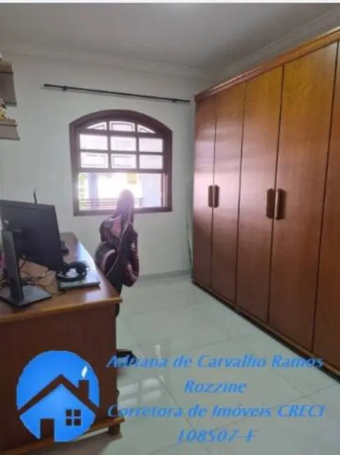 Foto 6 de Casa com 2 quartos à venda, 156m2 em Parque Santa Teresa, Carapicuiba - SP
