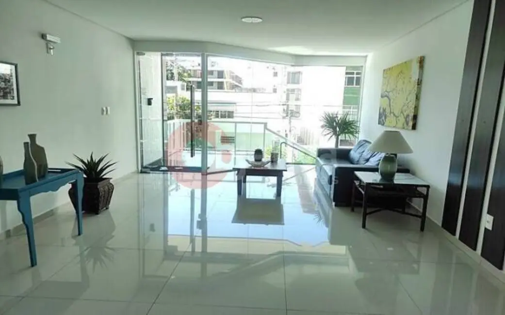 Cobertura com 4 quartos à venda, 280m2 em Vila Nova, Cabo Frio - RJ - imagem 9 Foto 9 de Cobertura com 4 quartos à venda, 280m2 em Vila Nova, Cabo Frio - RJ