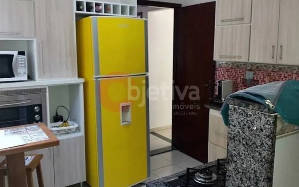 Apartamento com 2 quartos à venda, 50m2 em Sao Pedro Da Aldeia - RJ - imagem 9 Foto 9 de Apartamento com 2 quartos à venda, 50m2 em Sao Pedro Da Aldeia - RJ