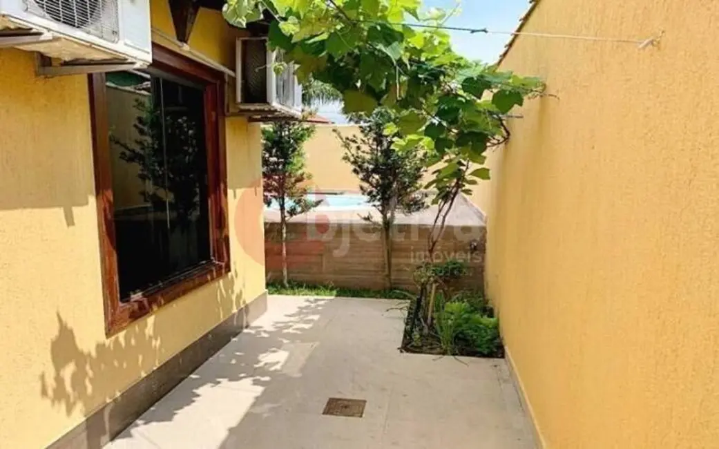 Foto 8 de Casa de Condomínio com 3 quartos à venda, 200m2 em Ogiva, Cabo Frio - RJ