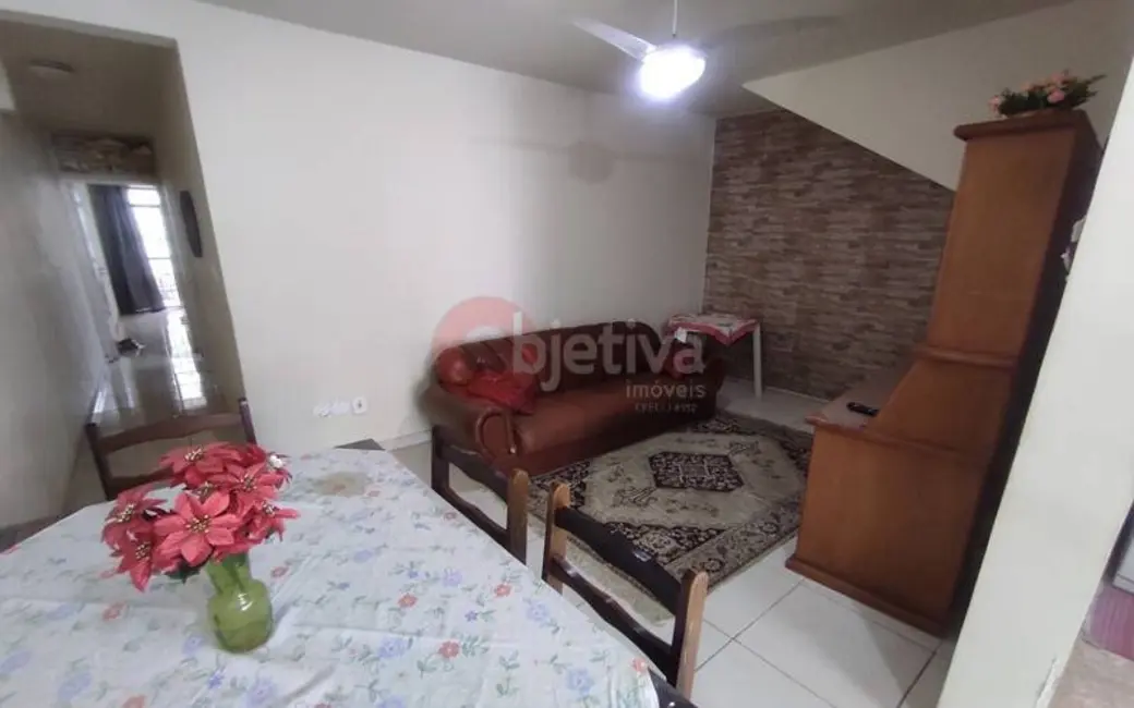 Foto 2 de Apartamento com 2 quartos à venda, 70m2 em Portinho, Cabo Frio - RJ