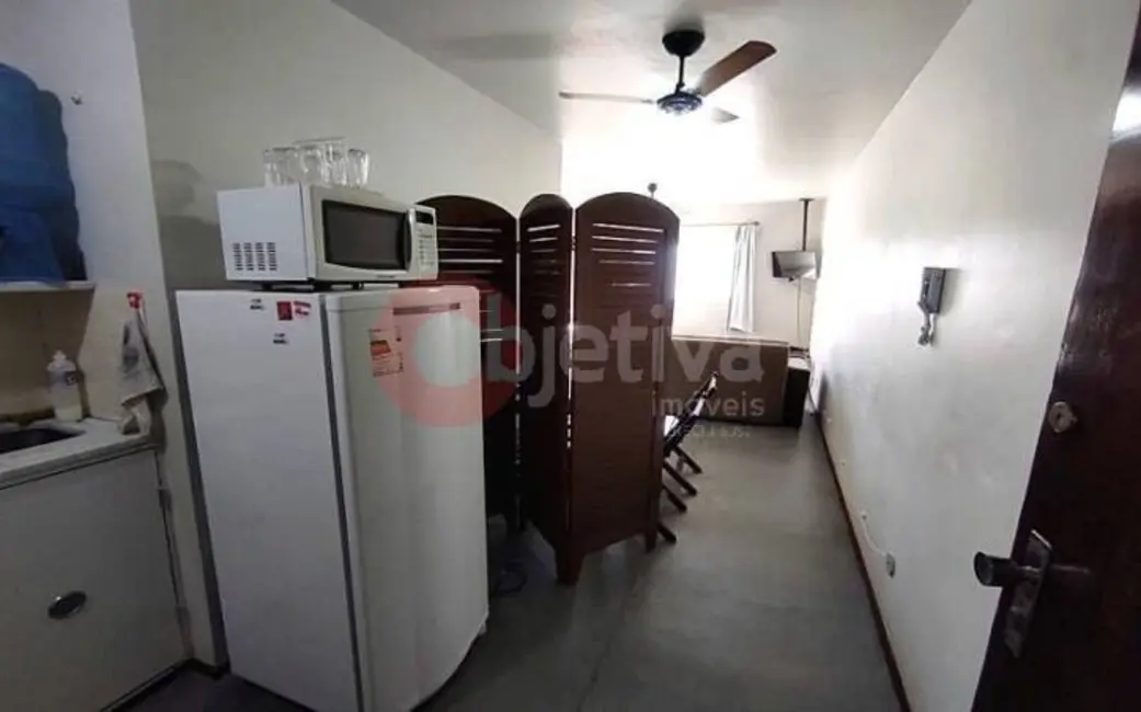 Foto 2 de Kitnet com 1 quarto para alugar, 40m2 em Centro, Cabo Frio - RJ