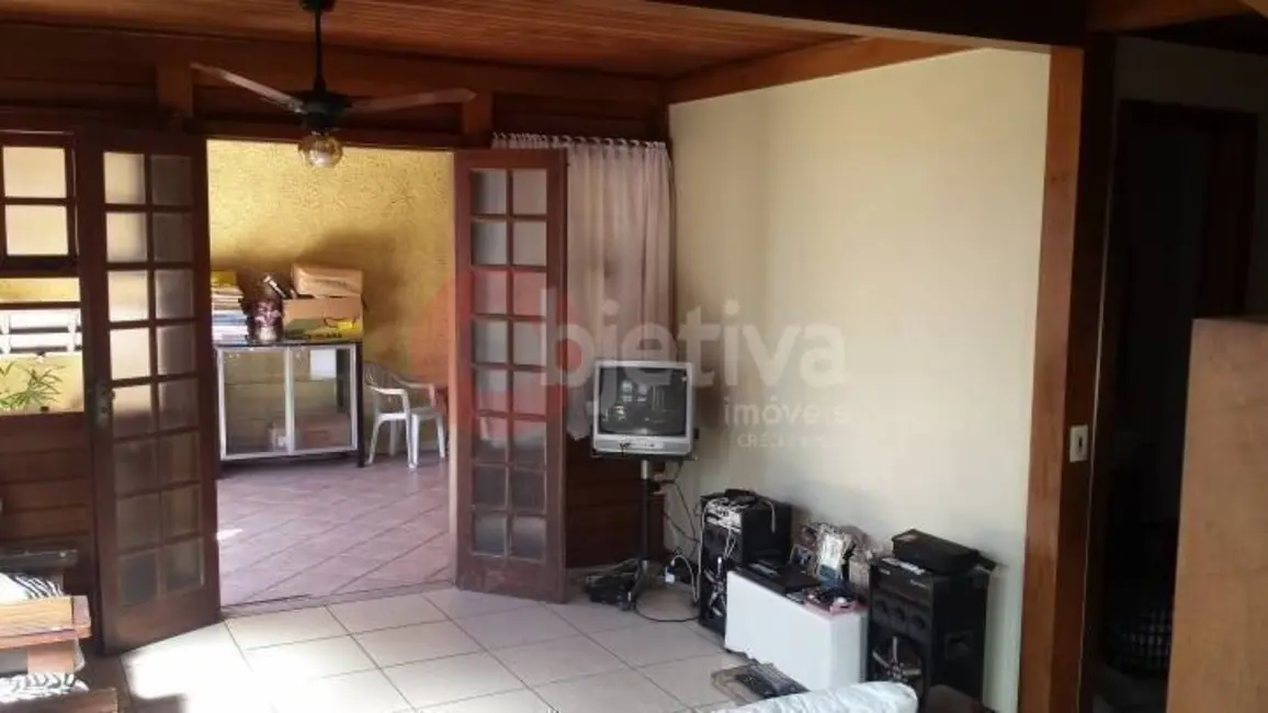 Foto 7 de Casa com 3 quartos à venda, 300m2 em Dunas do Peró, Cabo Frio - RJ