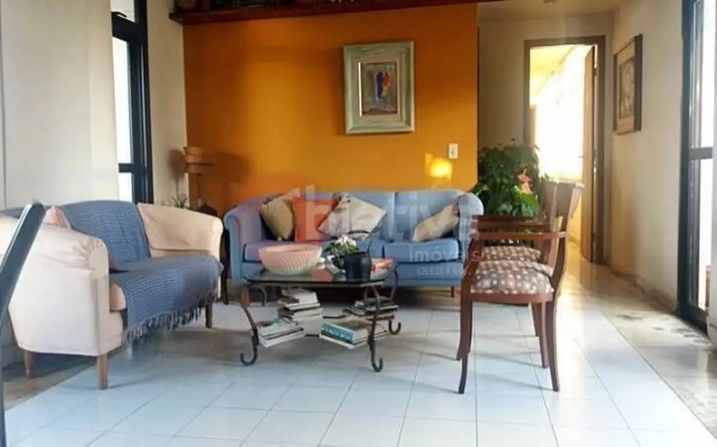 Foto 1 de Apartamento com 3 quartos à venda, 141m2 em Centro, Cabo Frio - RJ