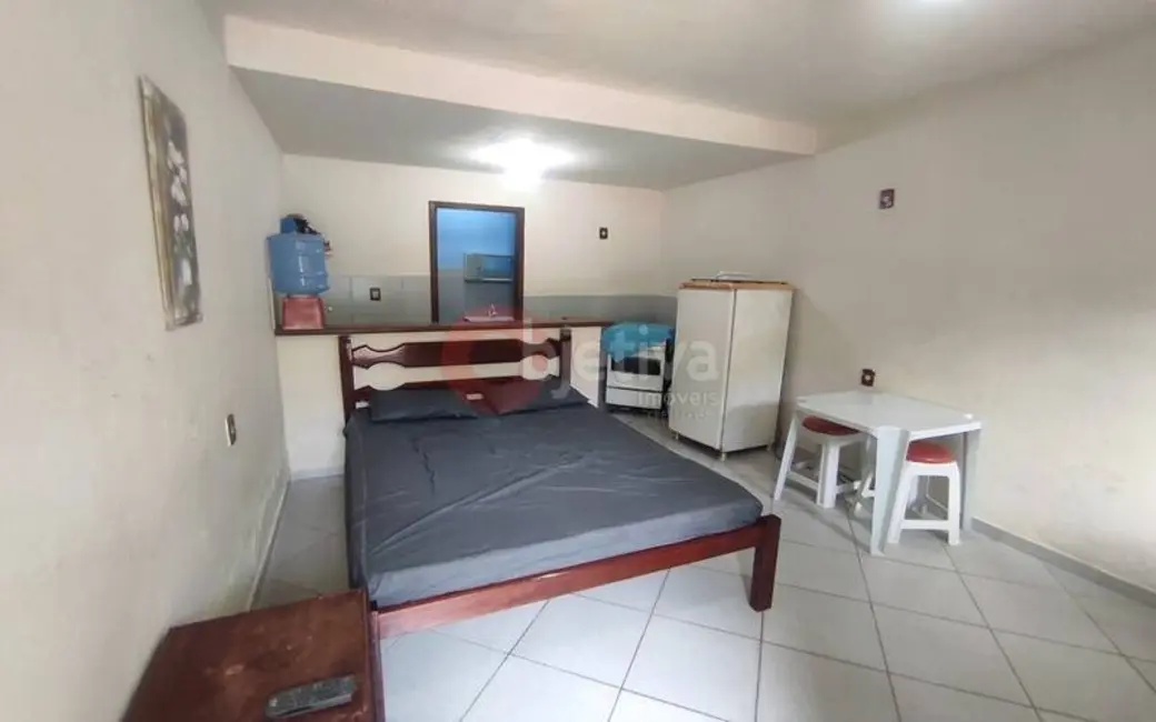 Foto 2 de Casa com 10 quartos à venda, 307m2 em Peró, Cabo Frio - RJ