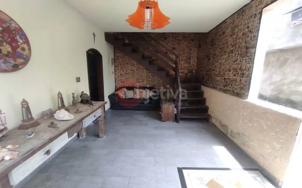 Foto 7 de Casa com 10 quartos à venda, 307m2 em Peró, Cabo Frio - RJ