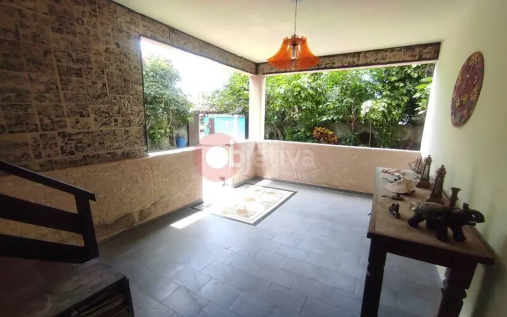 Foto 8 de Casa com 10 quartos à venda, 307m2 em Peró, Cabo Frio - RJ