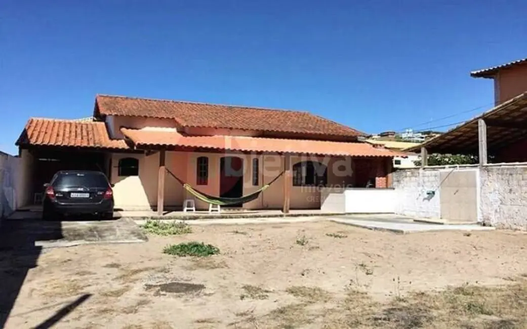 Foto 1 de Casa com 2 quartos à venda, 300m2 em Jardim Peró, Cabo Frio - RJ