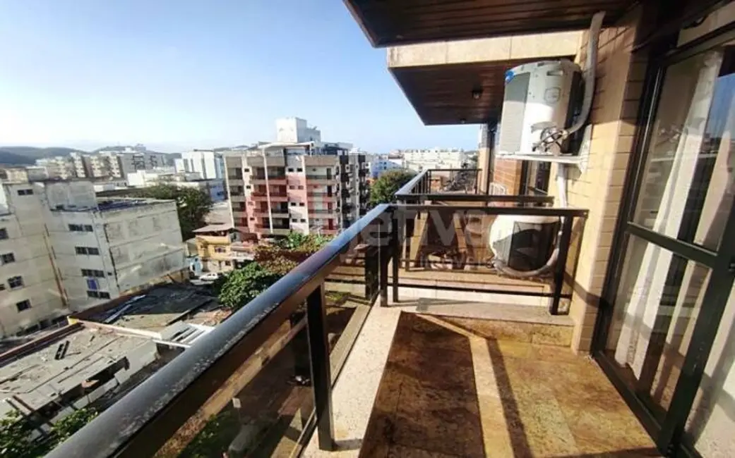 Cobertura com 3 quartos à venda, 170m2 em Centro, Cabo Frio - RJ - imagem 3 Foto 3 de Cobertura com 3 quartos à venda, 170m2 em Centro, Cabo Frio - RJ